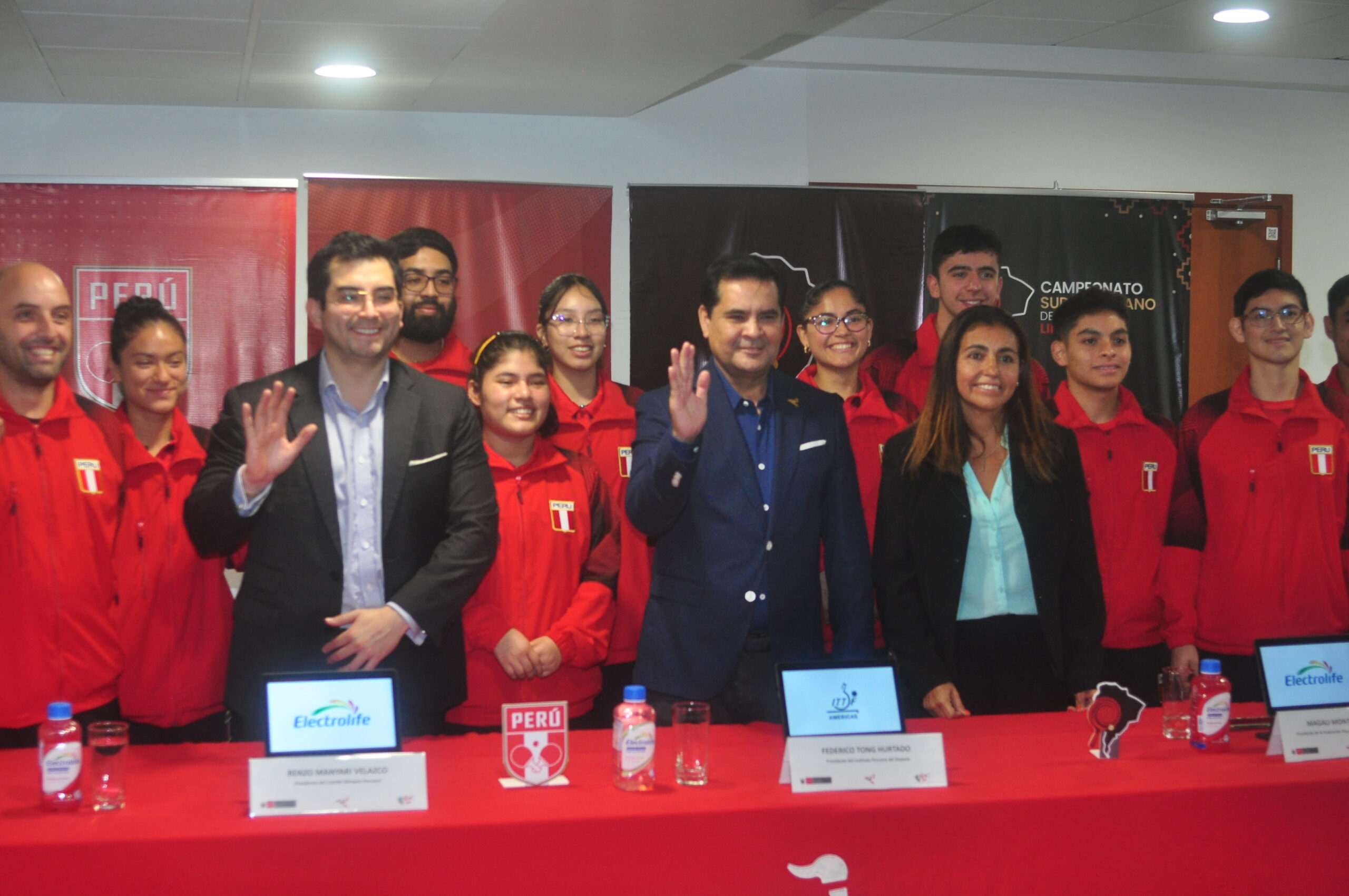 Autoridades y deportistas presentan el Campeonato Sudamericano de Tenis de Mesa en conferencia de prensa