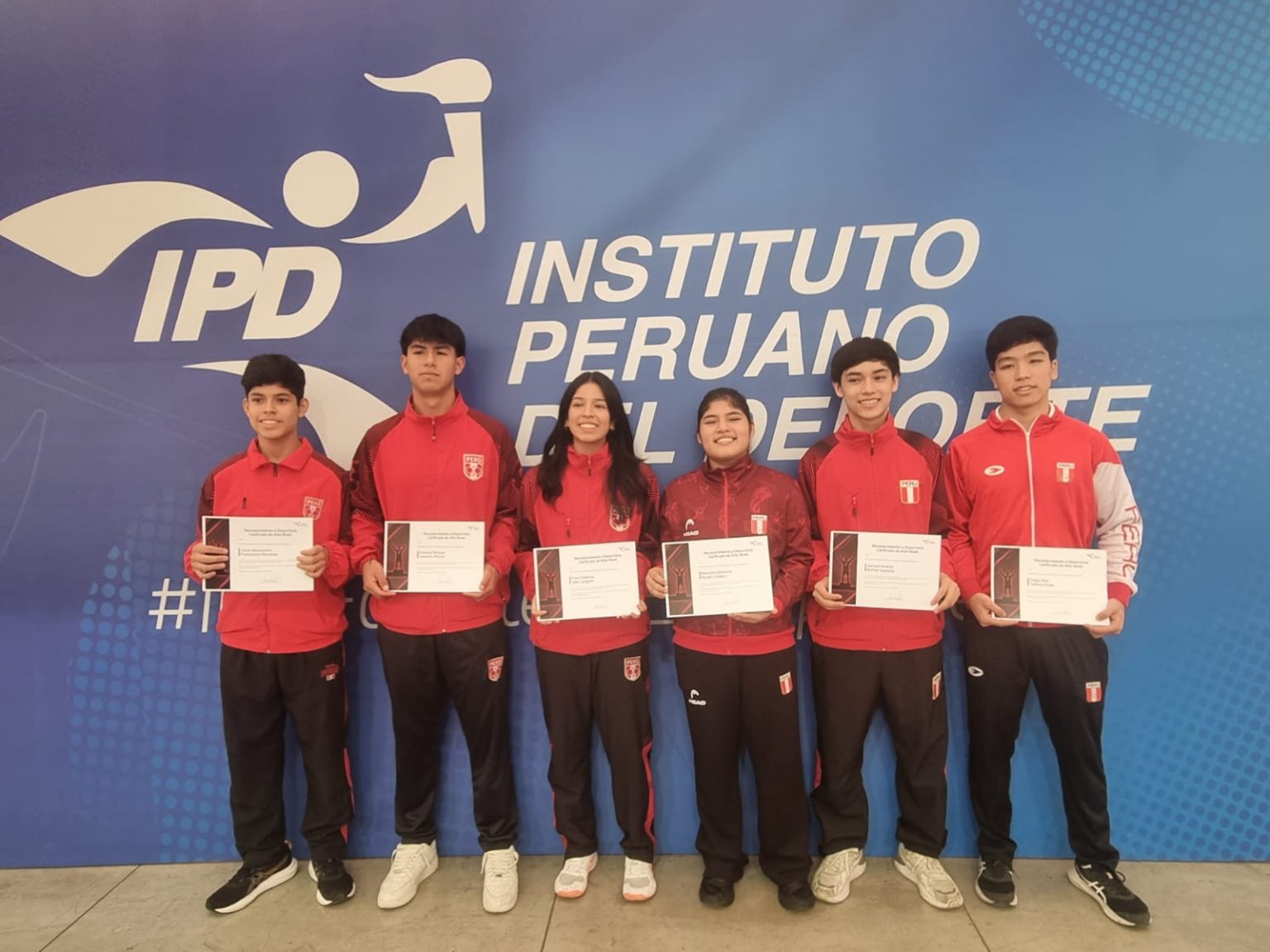 DEPORTISTAS DE LA SELECCIÓN NACIONAL DE TENIS DE MESA FUERON RECONOCIDOS COMO DECAN